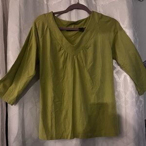 Liz Claiborne Women’s size Large Pullover V-Neck Long Sleeve Green